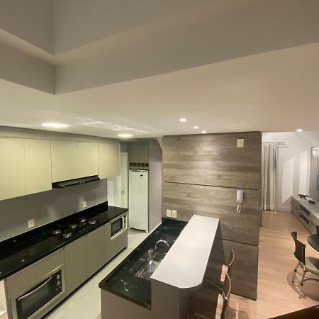 Duplex Novo, Com 02 Suites, Para 06 Pessoas, E 02 Vagas De Garagem 卡内拉 外观 照片
