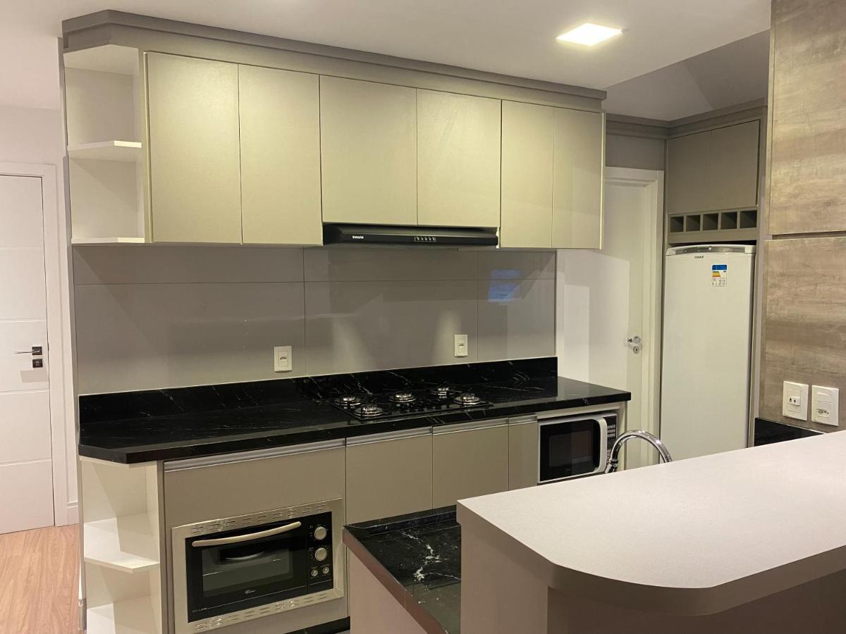 Duplex Novo, Com 02 Suites, Para 06 Pessoas, E 02 Vagas De Garagem 卡内拉 外观 照片